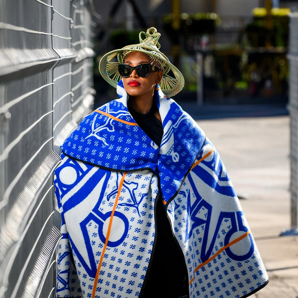 Nalane Blue & White
