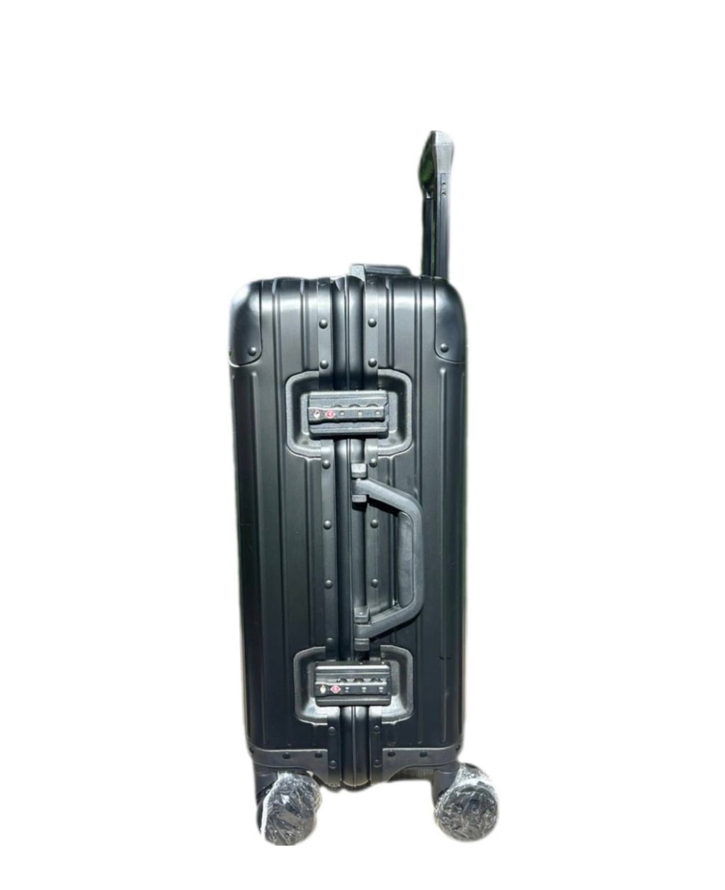 Lumin Aluminium Hard Shell Vertigo Suitcase with TSA Locks - 55cm - Black