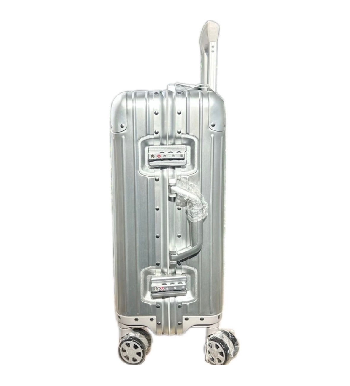 Lumin Aluminium Hard Shell Vertigo Suitcase with TSA Locks - 55cm - Silver